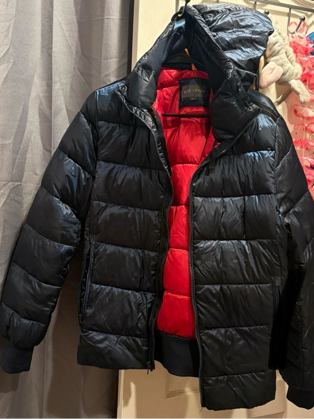 Men's Black Puffer Jacket with Red Lining